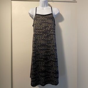 THE NORTH FACE SEXY STRAP BACK WOMEN’S ACTIVE DRESS .Great with sandals sneakers